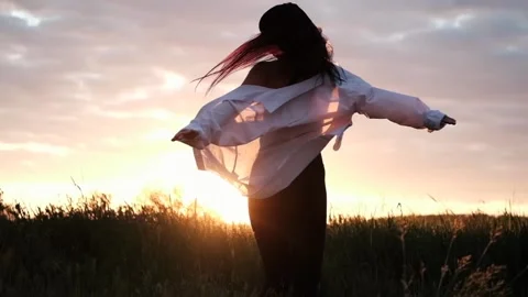 Glow Sun. Mindfulness, positive mind, living in present moment, slow life Stock Footage 172540855