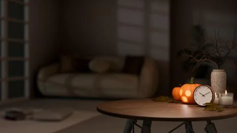 Glowing halloween pumpkin lantern with clock and lighting candle on wooden .. Illustrazione stock