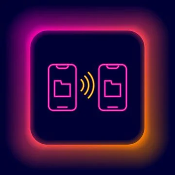 Glowing neon line Cloud technology data transfer and storage icon isolated .. Illustrazione stock
