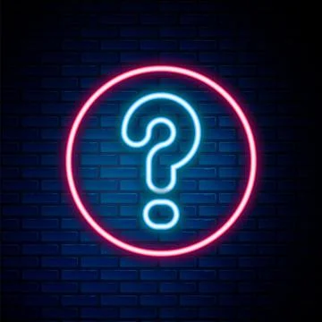 Glowing neon line Speech bubbles with Question icon isolated on brick wall ba Illustrazione stock