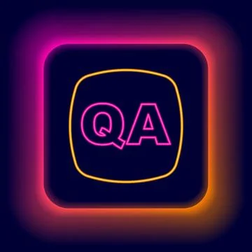 Glowing neon line Speech bubbles with Question and Answer icon isolated on .. Illustrazione stock