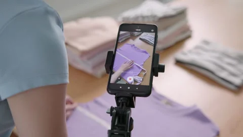 Go green Gen Z reduce manage used clothing, recycling, upcycling, secondhan.. Video stock 300913271