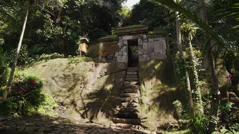 Goa Garba Temple Bali, Ancient Hindu Heritage Site Lush Tropical Forest Stock-Footage 344514929