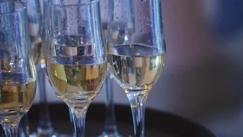 Goblets with sparkling wine Видео 85601479