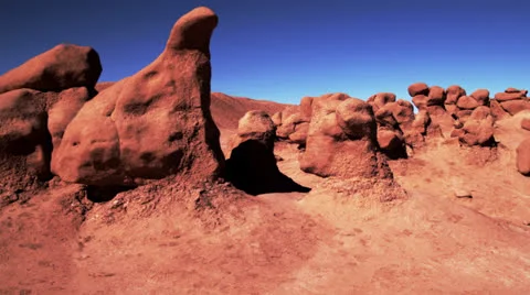 Goblin Valley cu pan Stock Footage 26079328