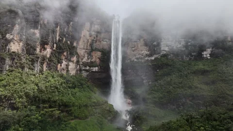 Gocta Waterfall, Dramatic Scenery 4k UHD Aerial Stock-Footage 335784818