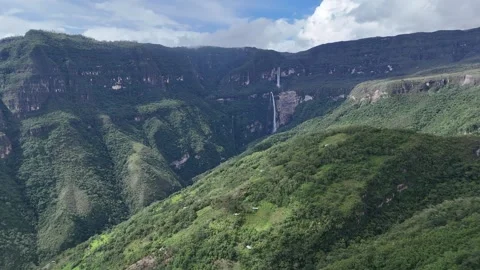Gocta Waterfall, Dramatic Scenery 4k UHD Aerial Stock-Footage 335784988