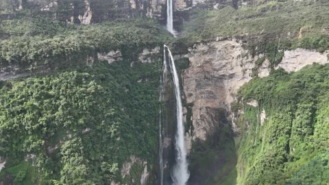Gocta Waterfall, Dramatic Scenery 4k UHD Aerial Stock-Footage 335785109