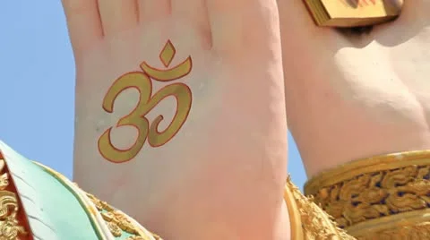 God 動画素材 11235112