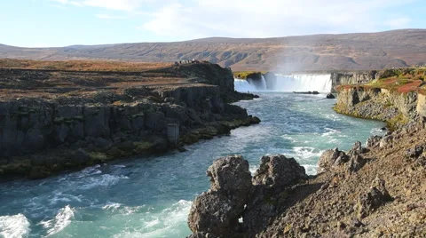 Godafoss waterfall and river 库存影片 68540998
