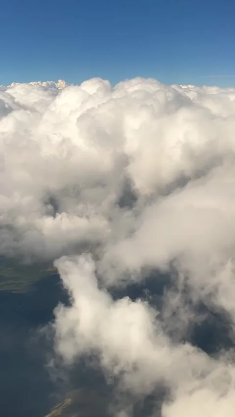 Going into a Cloud Video stock 288871662