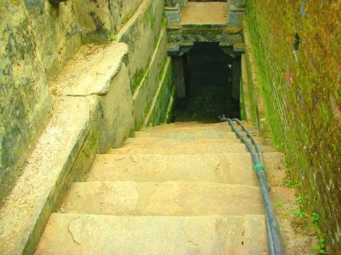 Going down in the earth Foto stock