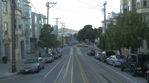 Going up the hill with the cable car in San Francisco Video stock 48393816