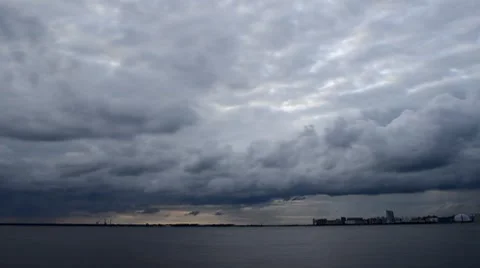 Going storm front to the City (TIME-LAPSE) Video stock 7760156