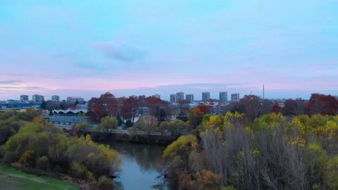 GoingUpUrban 動画素材 223683714