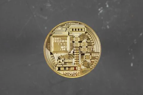 Gold bitcoin on a dark background, selective focus, copy space. Foto stock