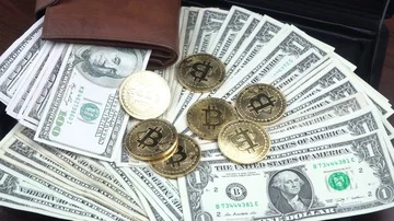 Gold bitcoinand  dollar stacks Stock Footage 85516850