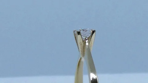 Gold diamond ring Video stock 124697844