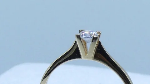 Gold diamond ring Video stock 124697865