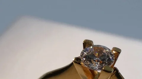 Gold diamond ring Video stock 124697964