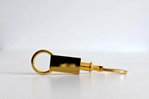 Gold keychain without keys Foto stock
