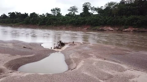 Gold-mining in the Peruvian Amazon Video stock 132190288