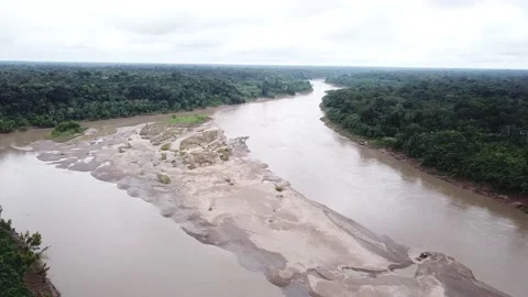 Gold-mining in the Peruvian Amazon Video stock 132190956