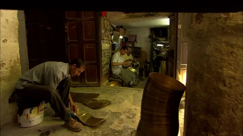 Gold Plate Ware metalworkers Video stock 55028016