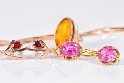 Gold ring is gracefully curved shape ruby Stock Photos