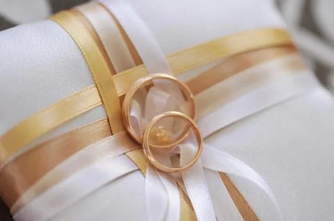 Gold rings Stock Photos