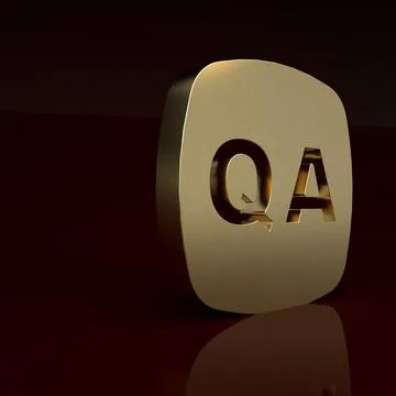 Gold Speech bubbles with Question and Answer icon isolated on brown background Illustrazione stock