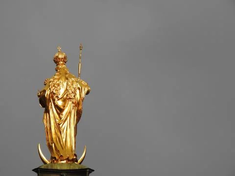Gold Statue Stock Photos