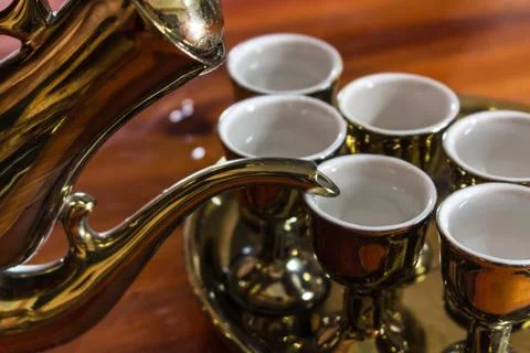 Gold tea pot Foto stock