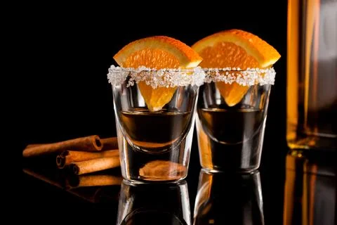 Gold tequila Stock Photos