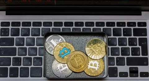 Golden bitcoin on Foto stock
