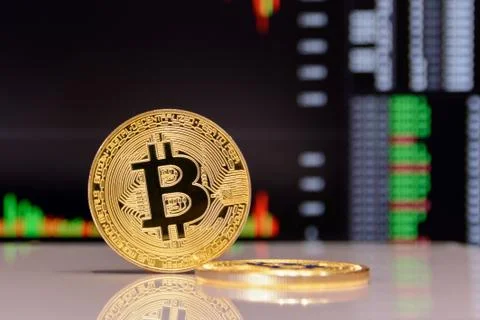 Golden bitcoin on Foto stock