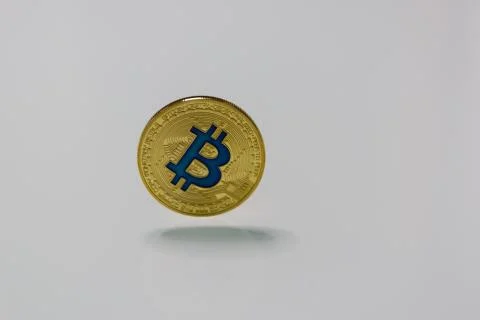 Golden bitcoin on Foto stock