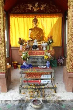 Golden buddha Stock Photos