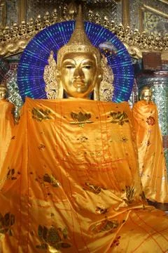 Golden buddha Stock Photos