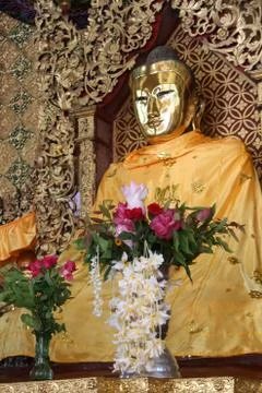 Golden buddha Stock Photos