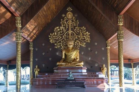 Golden buddha statue Stock Photos