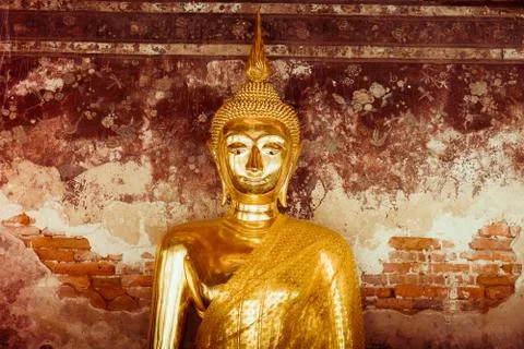Golden buddha statue - Vintage filter effect Stock Photos