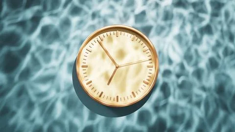 Golden Clock on Water-Patterned Surface Shining with Sunlight Shadows Illustrazione stock