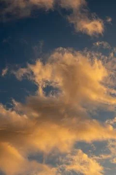 Golden Clouds at Sunset Фото