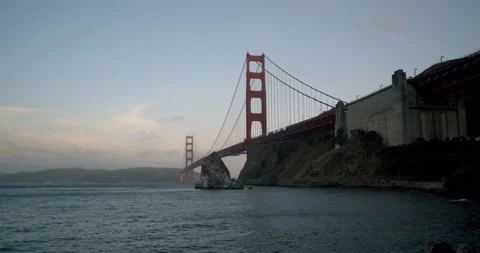 Golden Gate Bridge At Dusk 動画素材 159171406