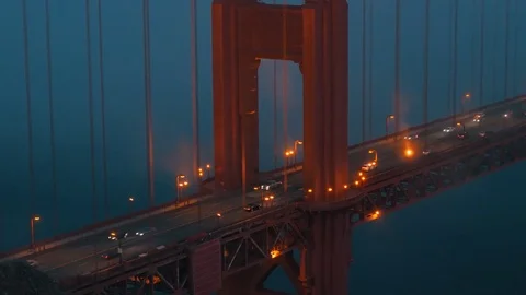 Golden Gate in the fog Vídeo Stock 79783334