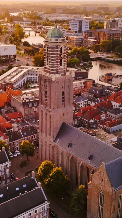 Golden-hour drone view over Zwolle, Netherlands, centered on the Peperbus and Vidéo 345100663