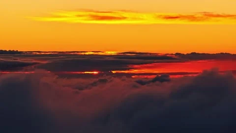 Golden hour over cloud layer, atmospheric and beautiful sky panorama Видео 336689424