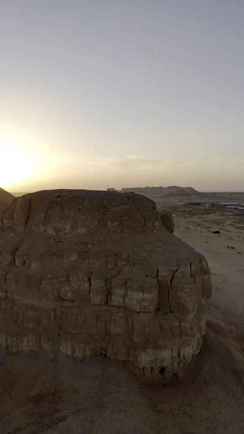 Golden Hour View of Al Arbaa Mountain, Al Ahsa, Saudi Arabia Stock Footage 340484243