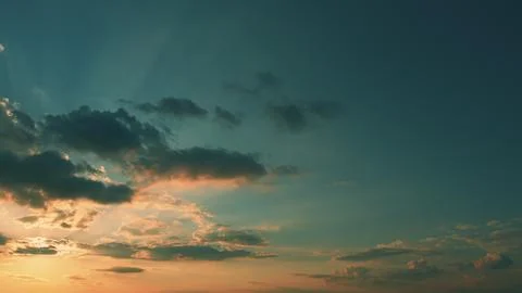 Golden Hours Sky Pattern Background. Sky With Clouds At Twilight Time. Graphic Foto stock